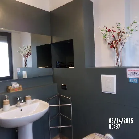 Kaktus Bed & Breakfast 4*