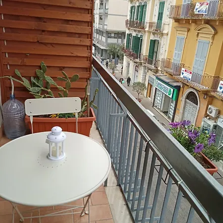 Kaktus Bed & Breakfast 2*